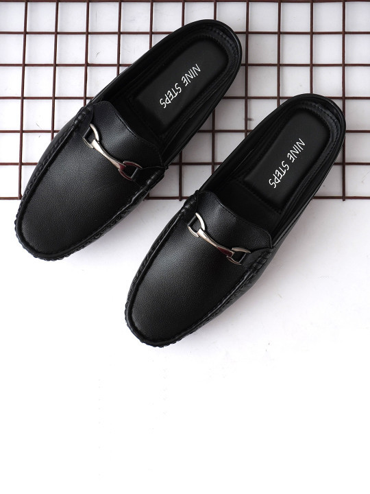 Men Textured Round Toe Black Loafers